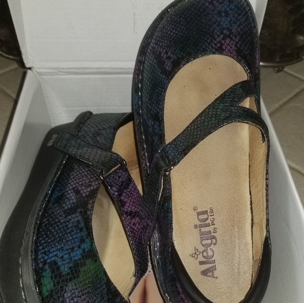 Nursing clogs